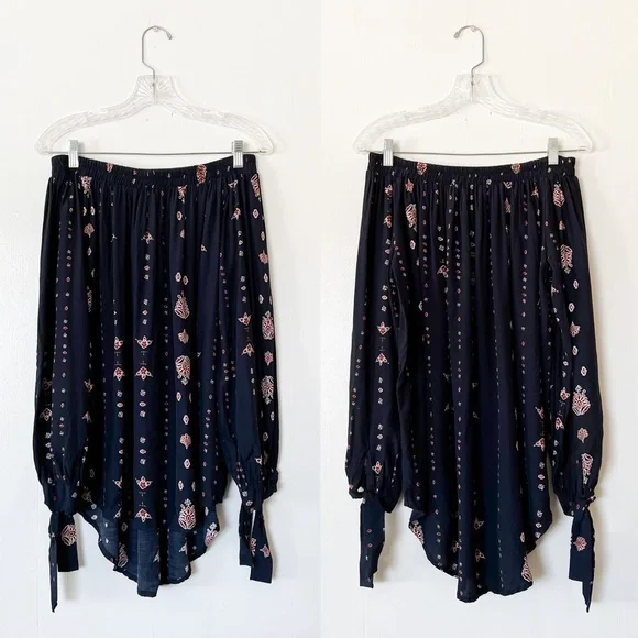 Faithfull The Brand RARE Polonia Off The Shoulder Blouse in Desert Oasis - Picture 2 of 10